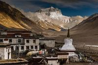 Rongphu_Monastery_Tibet-medium